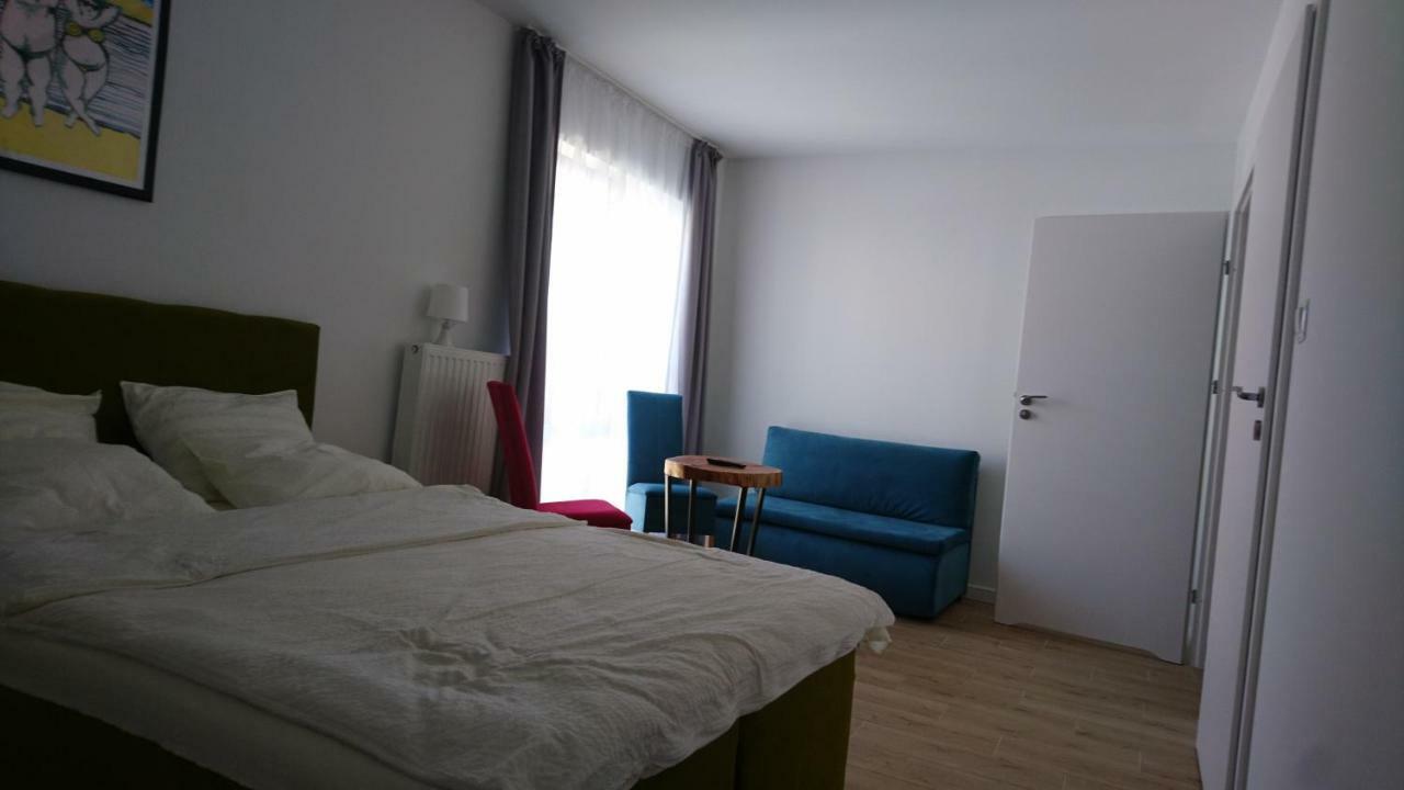 Pokoje Goscinne Anis Ustka Exterior foto